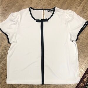 New Karl Lagerfeld Paris White Short Sleeve Blouse with Black Trim and Bow XL